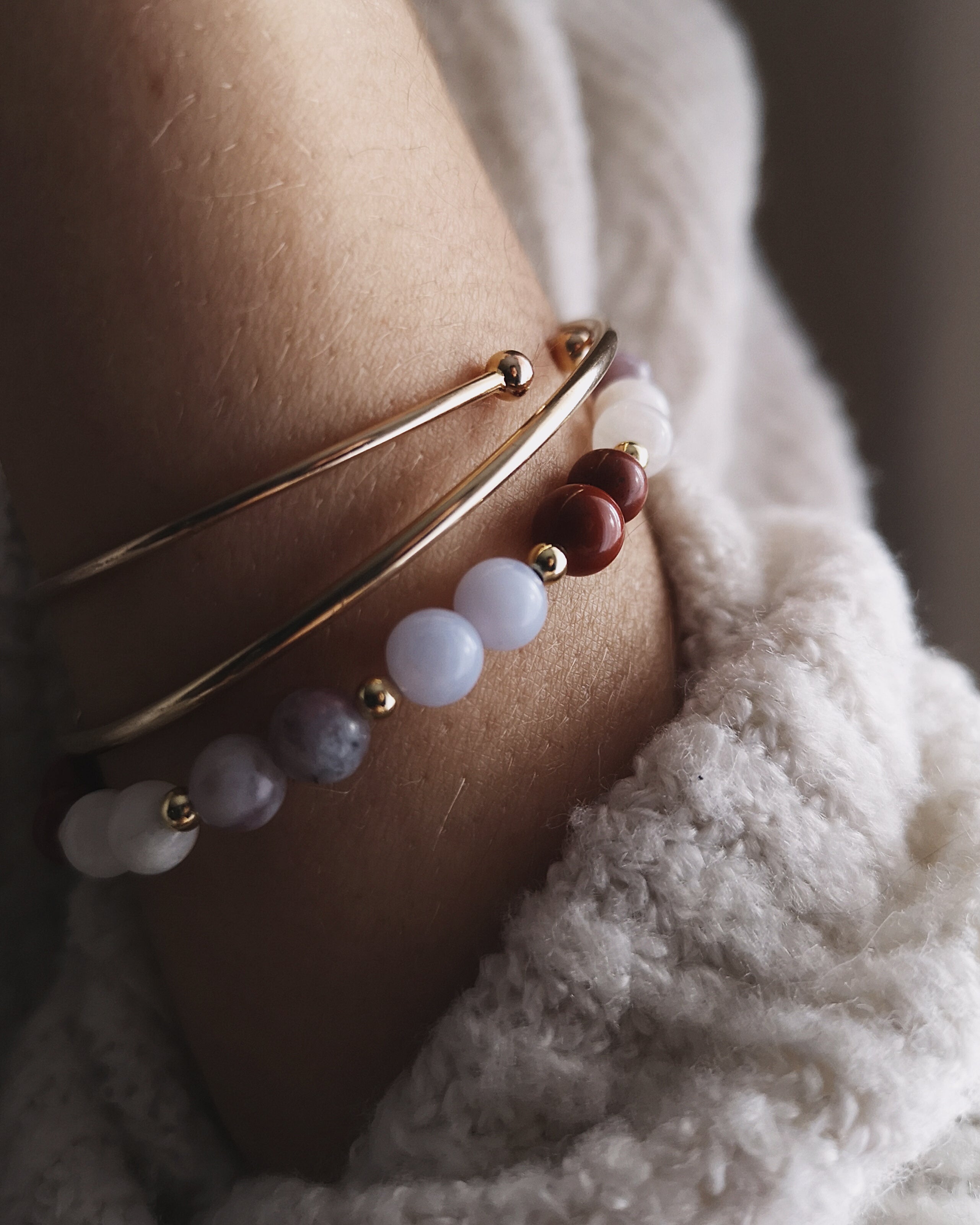 Bracelet Ménopause - Lépidolite, Calcédoine, Pierre de Lune & Jaspe Rouge